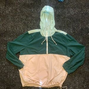 Multicolor block windbreaker.